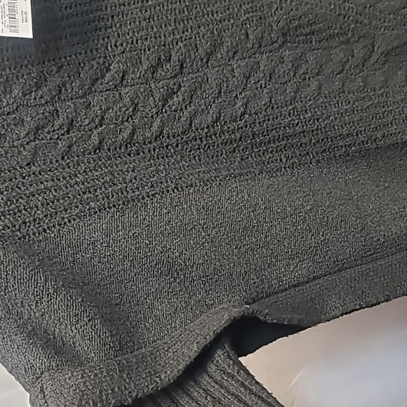 Women's Simply Vera Vera Wang Traveling Cable-Knit Poncho Sweater - Picture 7 of 13